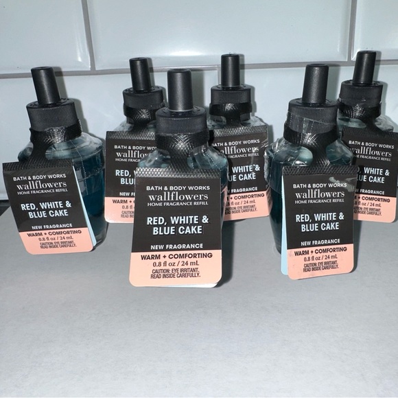 4 B&BW Red White & Blue Cake Wallflower Refills - Picture 2 of 5